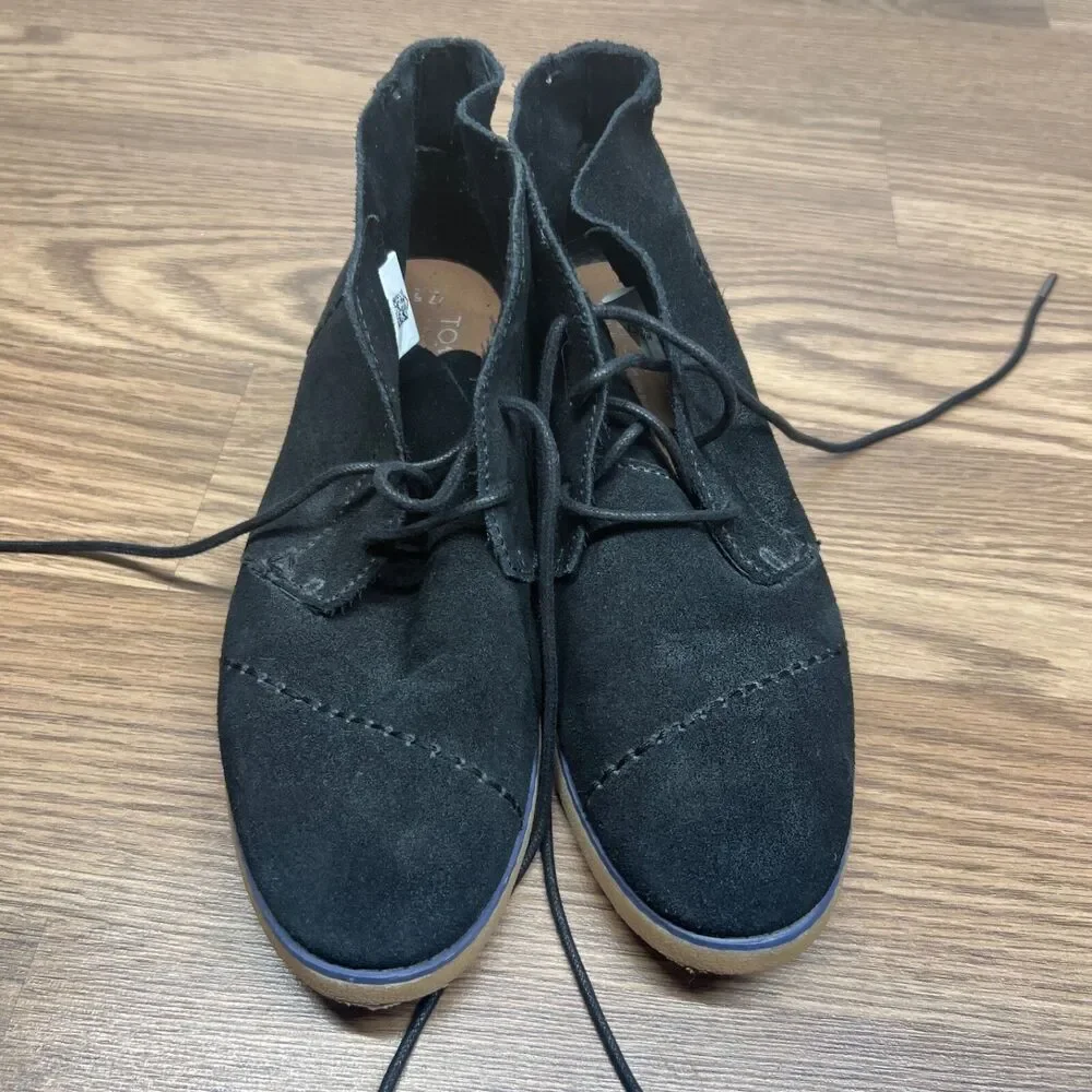 Toms Womens Mateo Chukka Ankle Booties‎ Size 7.5M Black Suede Gum Sole